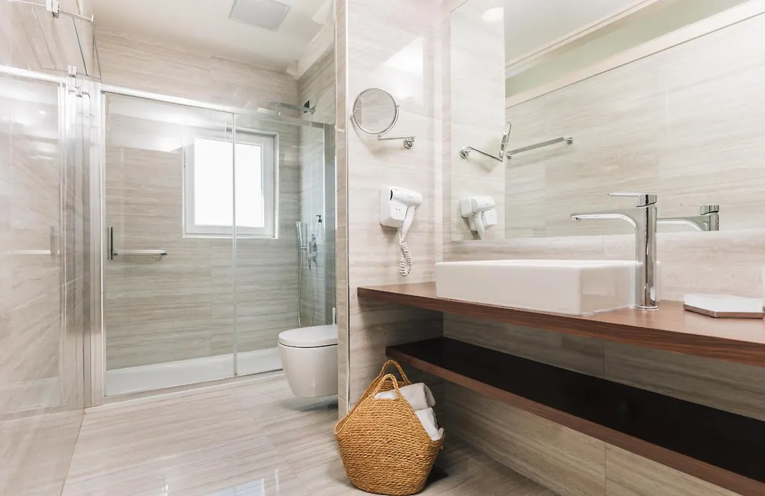 Alexandra Beach Resort & Spa-1